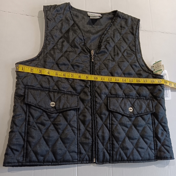 Marcia Women's (Size M) Black Zip Down Quilted Vest (NWT) - Picture 7 of 9